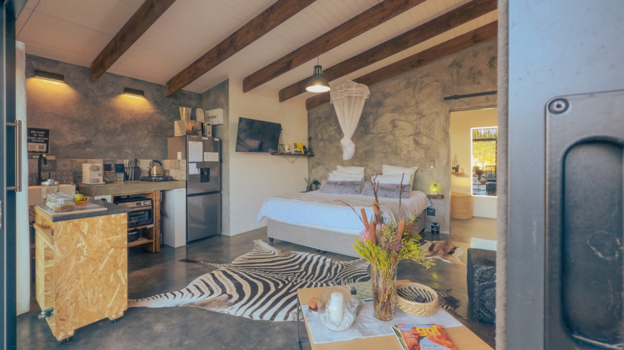 2 Bedroom Property for Sale in Ongegund Village Western Cape